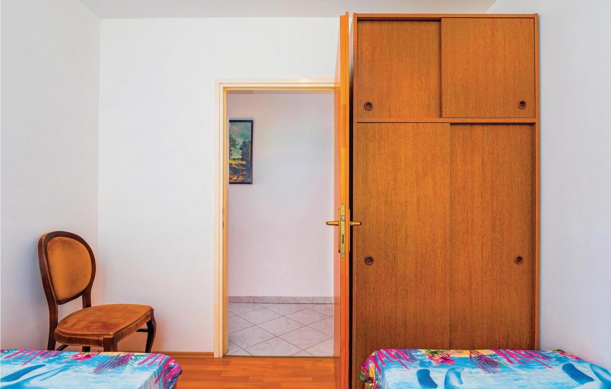 2 Bedroom Gorgeous Apartment In Rabac Exterior photo